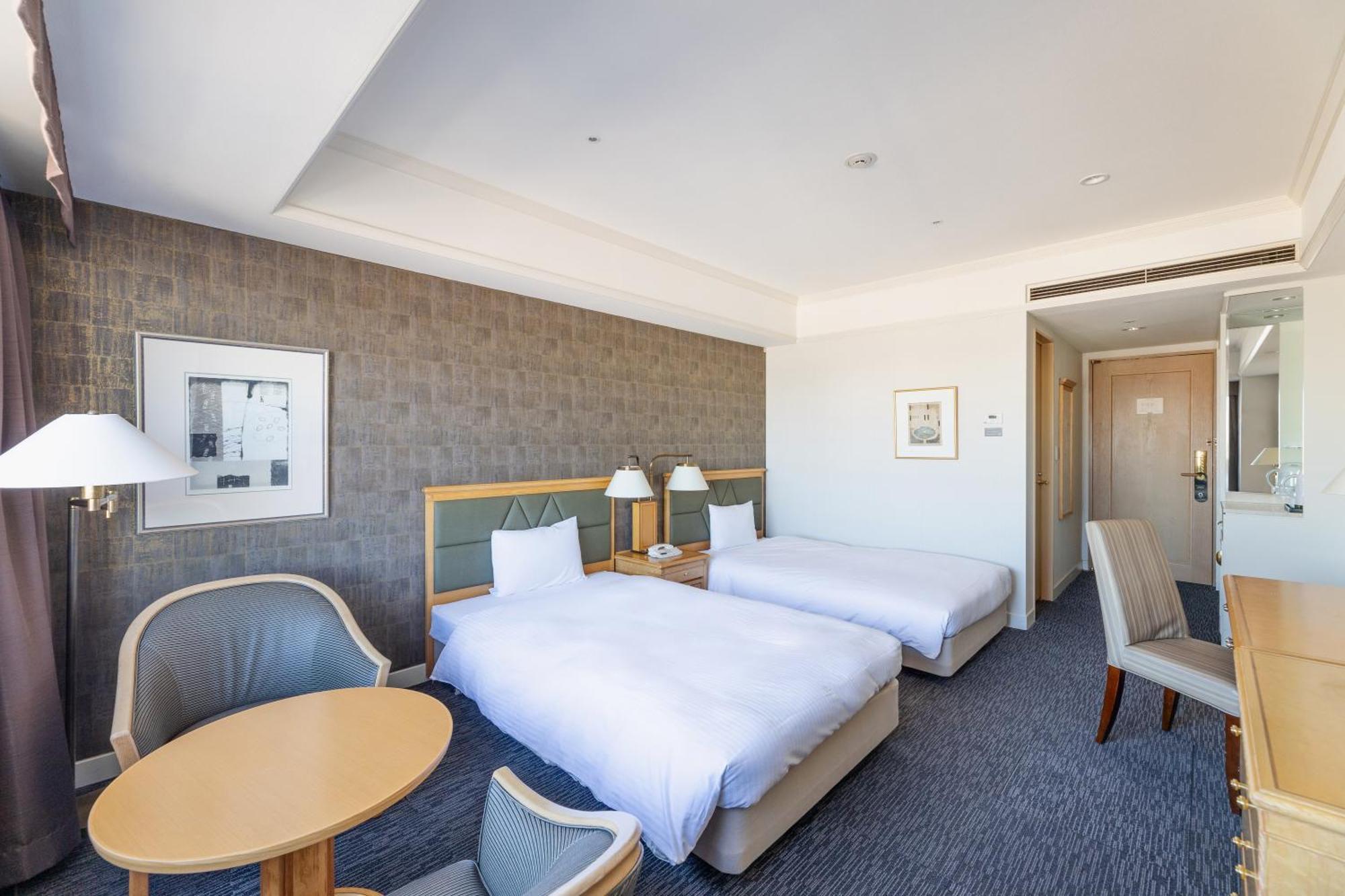 The Qube Hotel Chiba Exterior photo